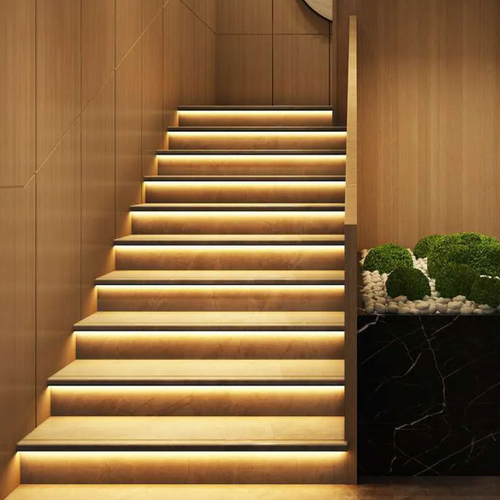 Trapp LED COB stripset, 11W per steg - 24V DC, IP20, Upp till 16 steg, med sensor + fjärrkontroll