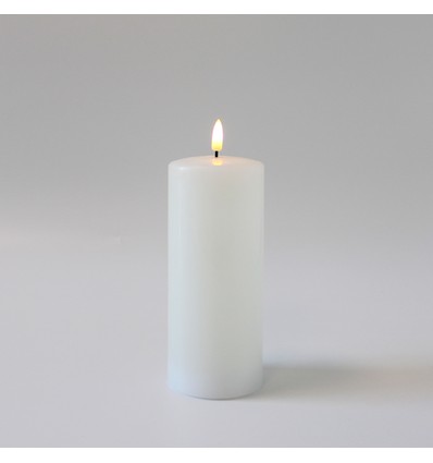 LED Blockljus 17,5 cm hög, smält-look, flameffekt - Ø7,5 cm, 17,5 cm hög, fungerar m. fjärrkontroll, timer, äkta stearin