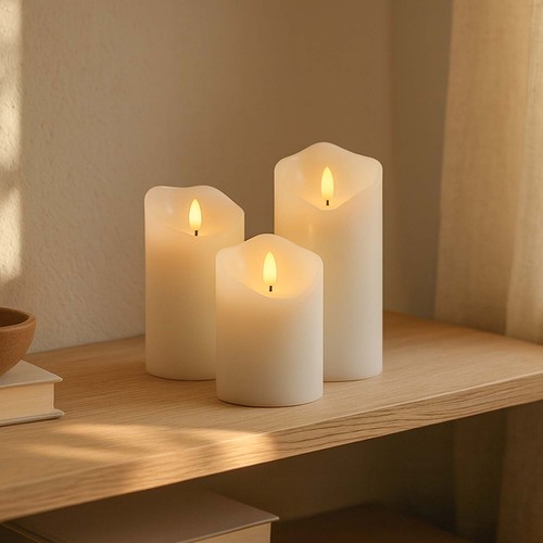 Set med 3 st. LED-blockljus - flameffekt, vit - Ø7,5cm, 10/12,5/15cm hög, fungerar m. fjärrkontroll, timer, äkta stearin