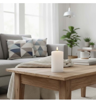 LED Blockljus 12,5cm hög, smält-look, flameffekt - Ø7,5cm, 12,5cm hög, fungerar m. fjärrkontroll, timer, äkta stearin