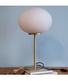 Queen bordslampa i opal/mässing- Dyberg Larsen